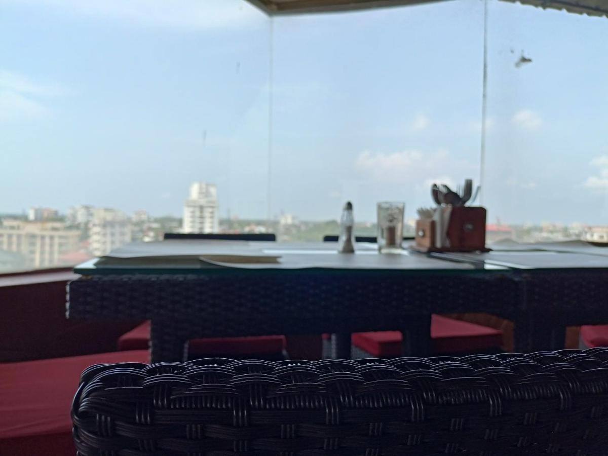 Presidency Kochi City Centre Zewnętrze zdjęcie