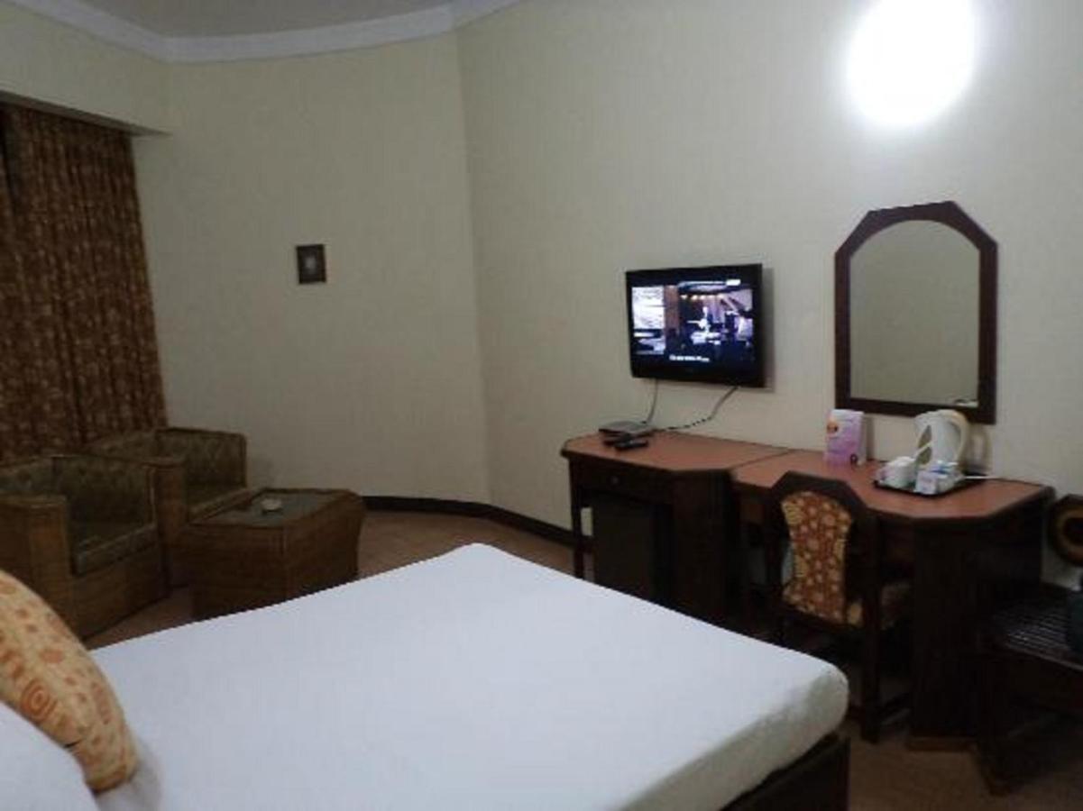Presidency Kochi City Centre Zewnętrze zdjęcie